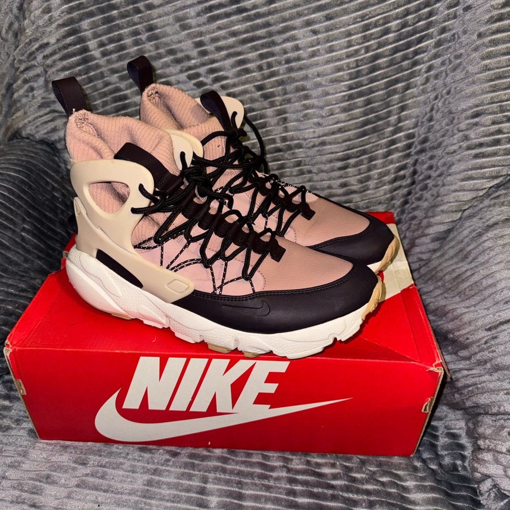 Multi Color NIKE Boots